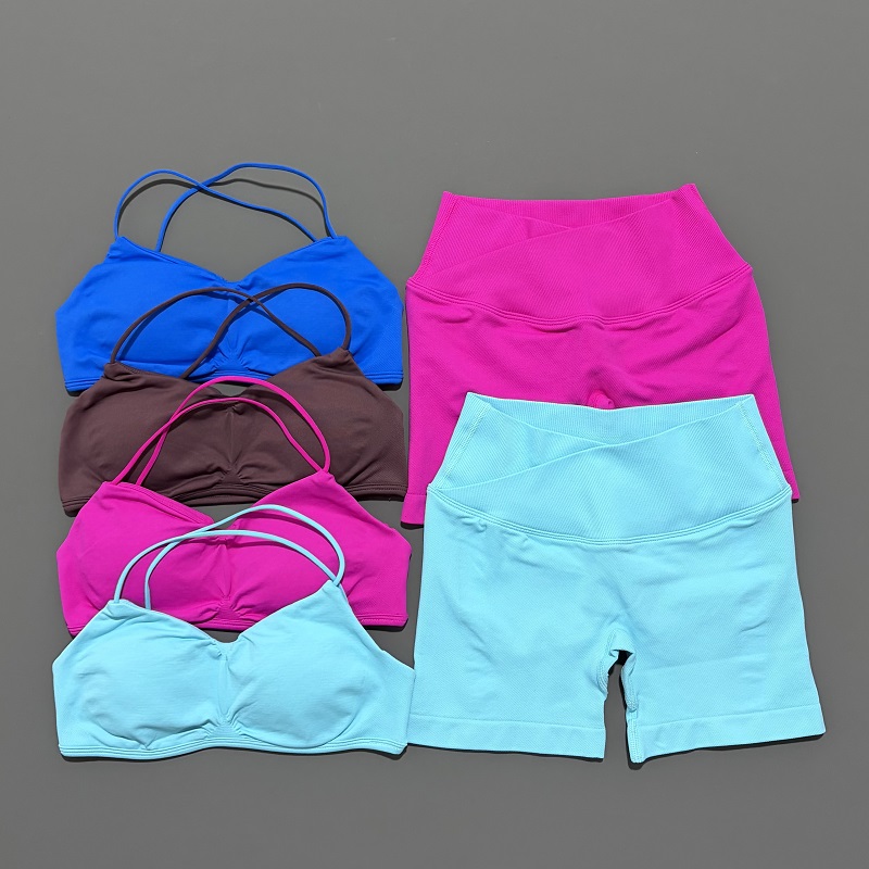 Dwuczęściowy zestaw sportowy V – Yoga Fitness Outfit recenzja i cena